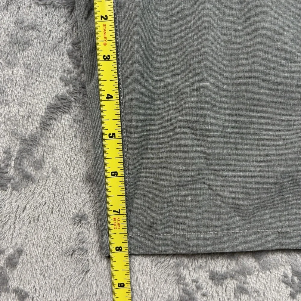 Vuori Aim Short Men's Size 30 Gray Golf Chino Performance Preppy Stretch V368